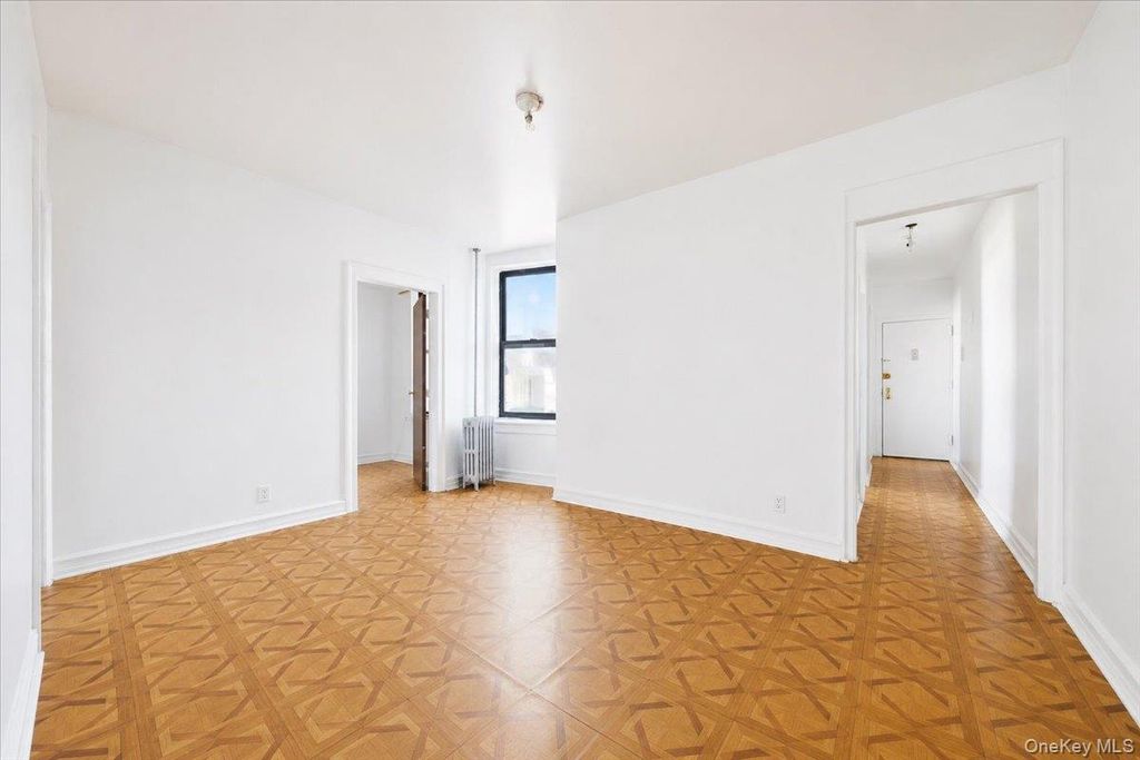 425 E 153 Street 3A, Bronx, NY 10455 — photo 2