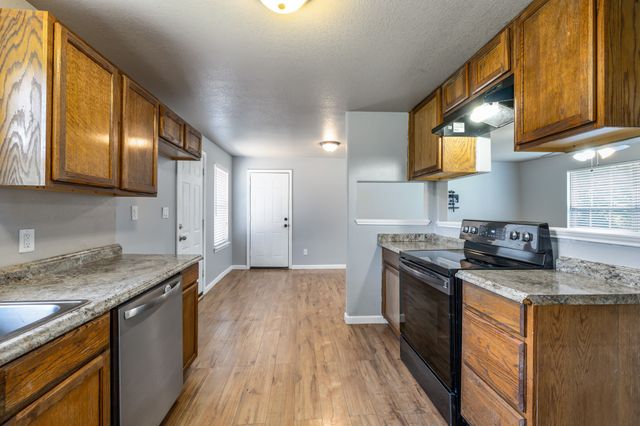 6704 Lavon Drive, Richland Hills, TX 76118