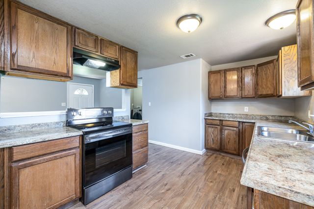 6704 Lavon Drive, Richland Hills, TX 76118