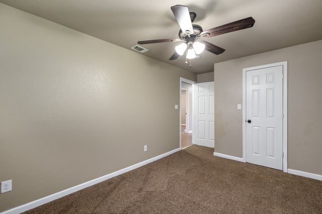 6704 Lavon Drive, Richland Hills, TX 76118