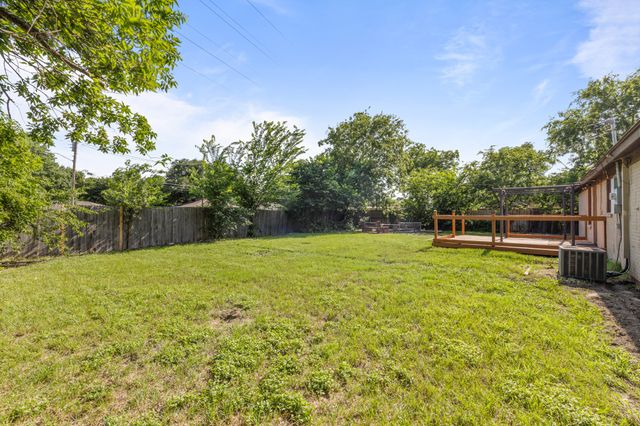 6704 Lavon Drive, Richland Hills, TX 76118