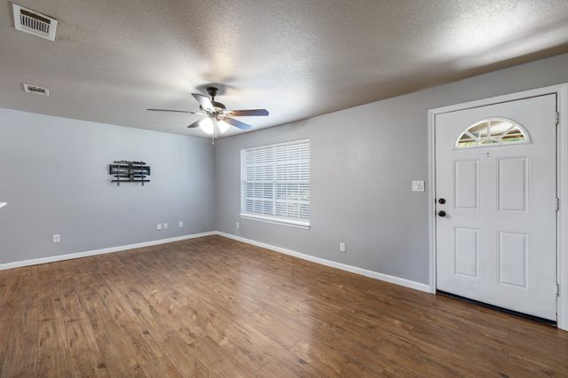 6704 Lavon Drive, Richland Hills, TX 76118