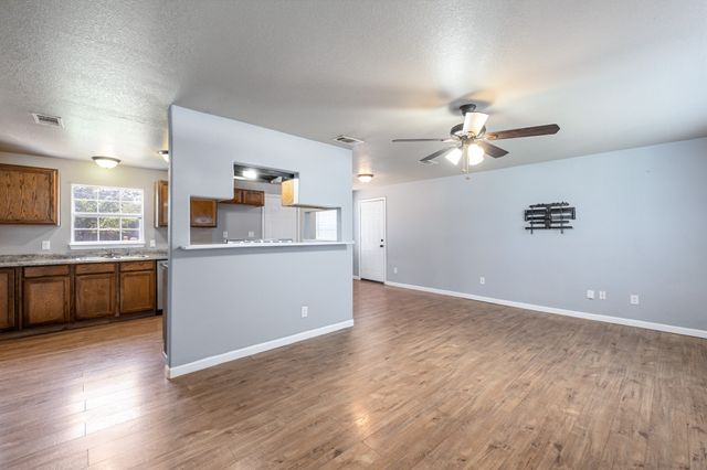 6704 Lavon Drive, Richland Hills, TX 76118