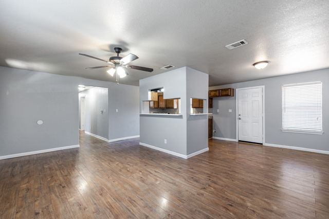6704 Lavon Drive, Richland Hills, TX 76118