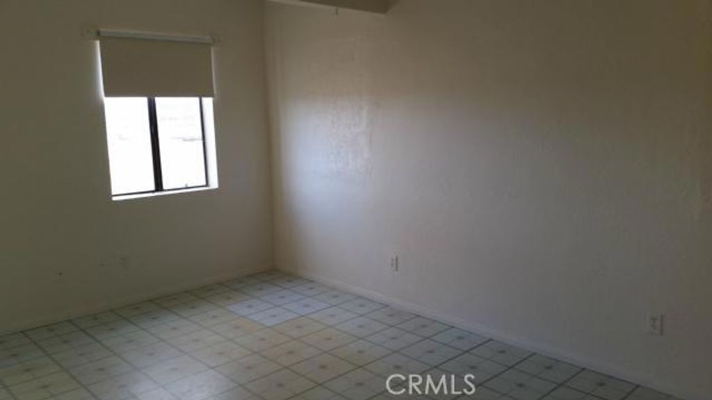 Image 14 of property listing at 62323 Mars Drive, Joshua Tree, CA 92252