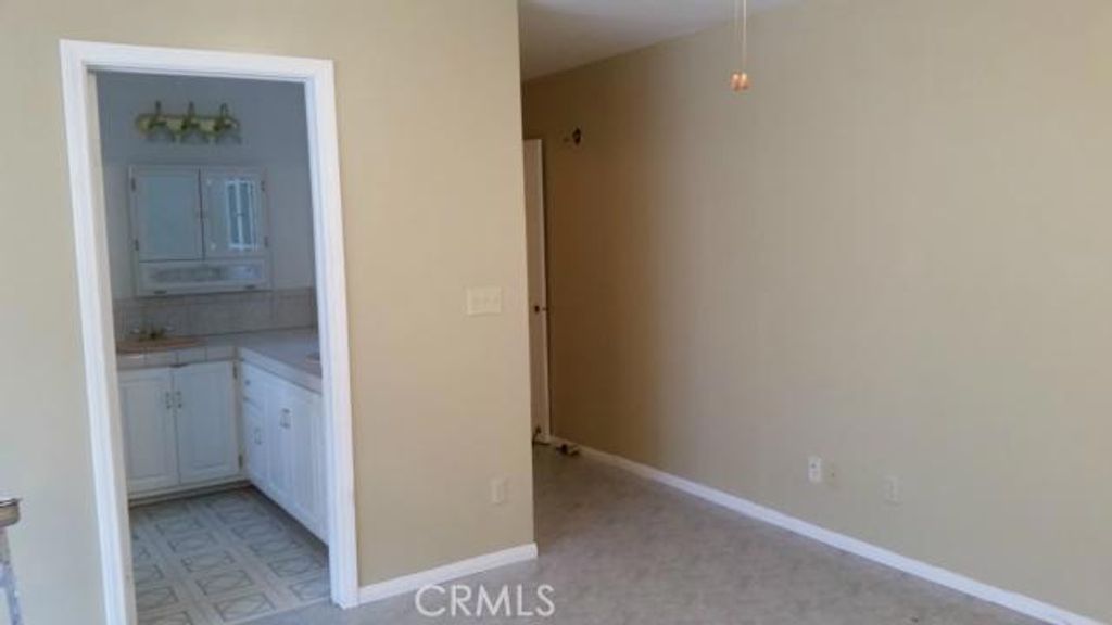 Image 16 of property listing at 62323 Mars Drive, Joshua Tree, CA 92252