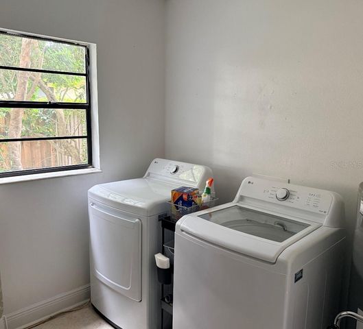 4303 ELLENVILLE PLACE, Valrico, FL 33596