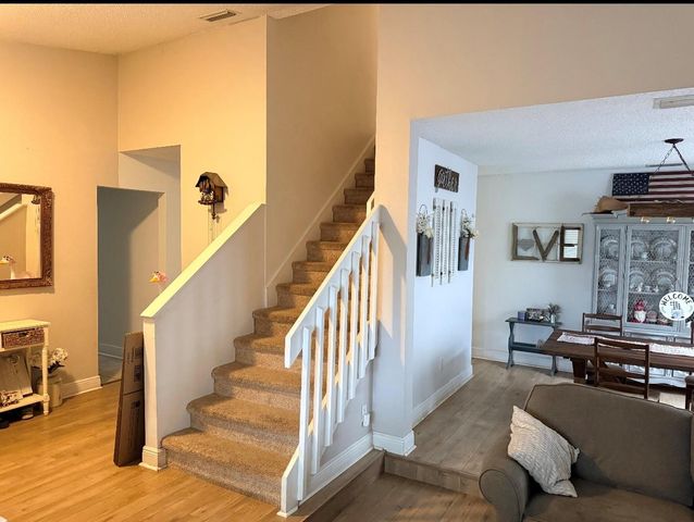 4303 ELLENVILLE PLACE, Valrico, FL 33596