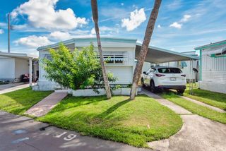 4851 W GANDY BOULEVARD B5L19, Tampa, FL 33611