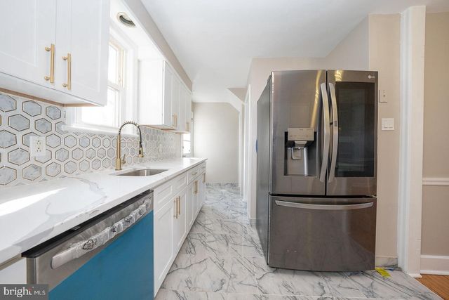 291 JACKSON AVE, Lansdowne, PA 19050