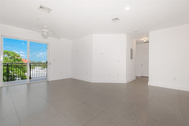 555 E Dania Beach Blvd 9, Dania Beach, FL 33004