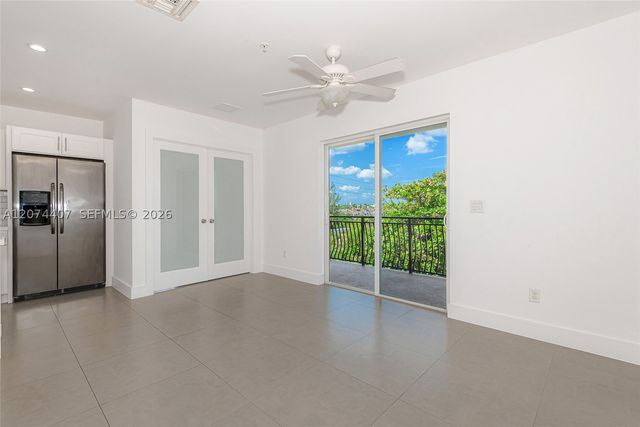 555 E Dania Beach Blvd 9, Dania Beach, FL 33004
