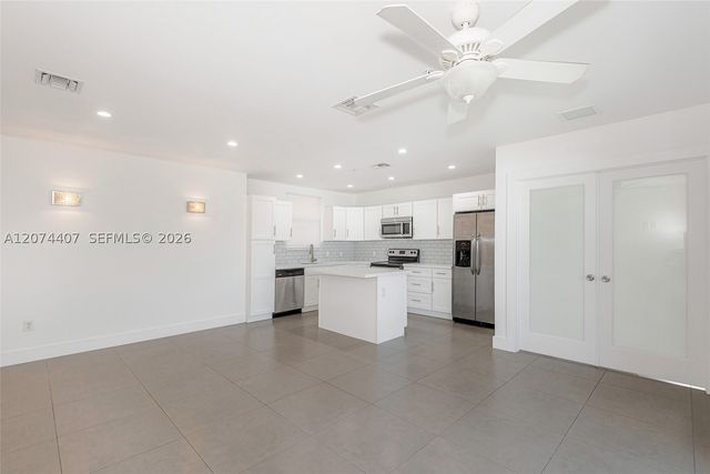 555 E Dania Beach Blvd 9, Dania Beach, FL 33004