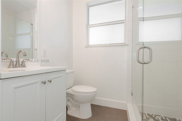 555 E Dania Beach Blvd 9, Dania Beach, FL 33004