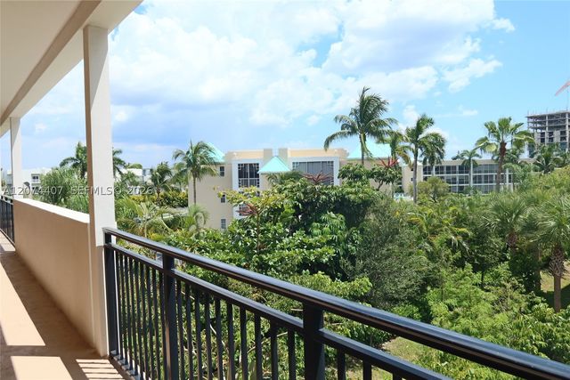 555 E Dania Beach Blvd 9, Dania Beach, FL 33004