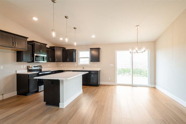 1312 Beringer Court NE, Cedar Rapids, IA 52402