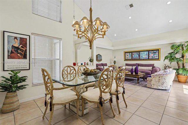 1125 Queen Palm Court, Hollywood, FL 33019