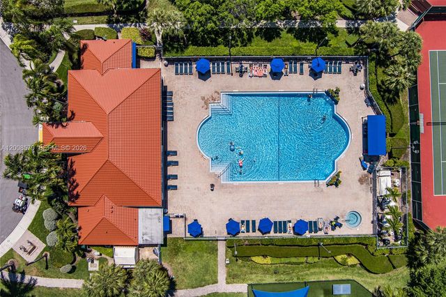 1125 Queen Palm Court, Hollywood, FL 33019