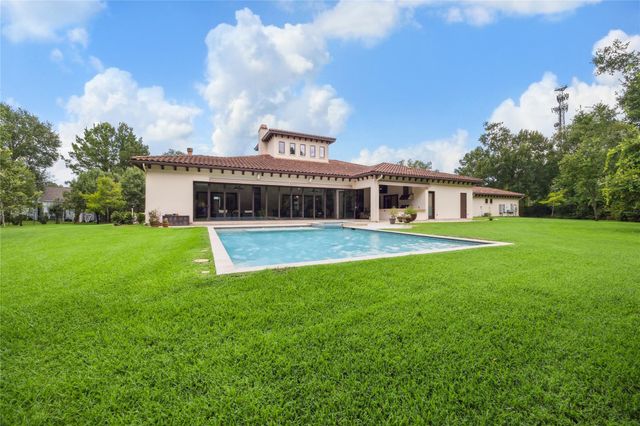 25901 Haven Lake Drive, Tomball, TX 77375