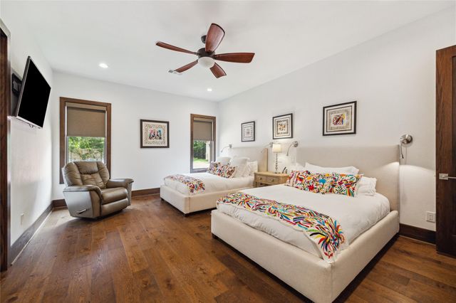 25901 Haven Lake Drive, Tomball, TX 77375