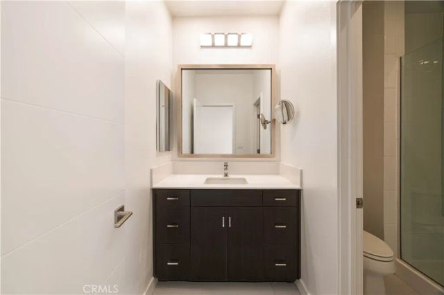 2023 Placentia, Costa Mesa, CA 92627
