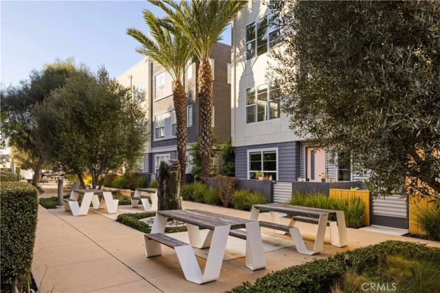2023 Placentia, Costa Mesa, CA 92627