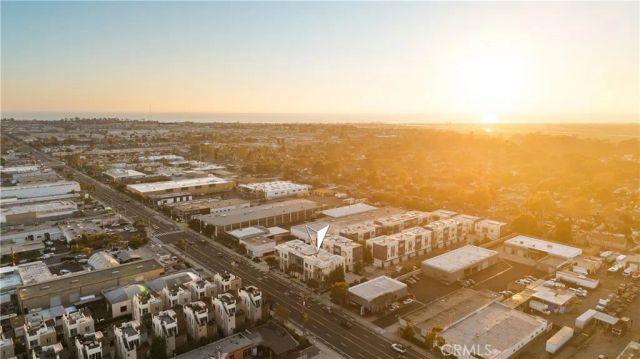 2023 Placentia, Costa Mesa, CA 92627