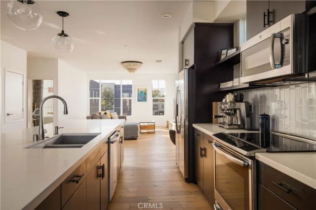 2023 Placentia, Costa Mesa, CA 92627