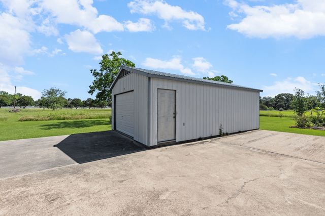 145 Rs County Road 3445, Emory, TX 75440