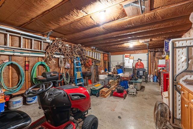 145 Rs County Road 3445, Emory, TX 75440
