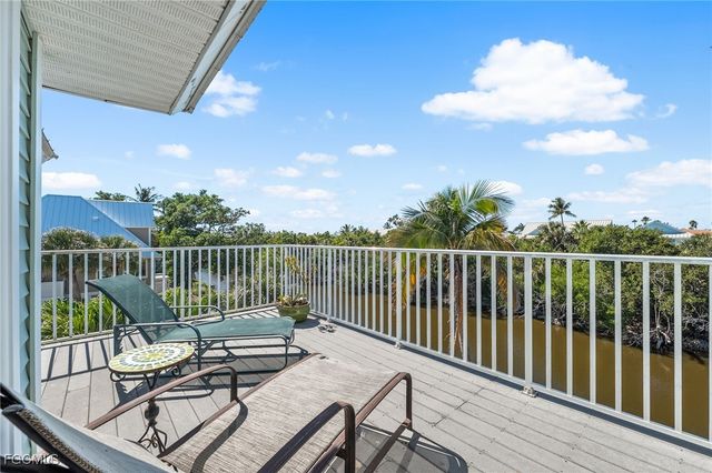 241 Violet DR, Sanibel, FL 33957