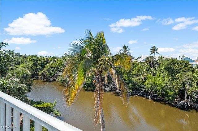 241 Violet DR, Sanibel, FL 33957