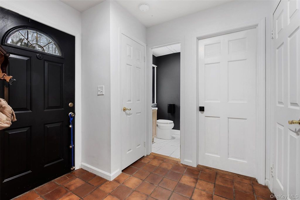 195 Peach Lake Road, Brewster, NY 10509