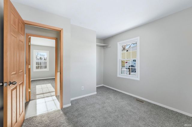 714 Warwick Avenue, Fort Wayne, IN 46825