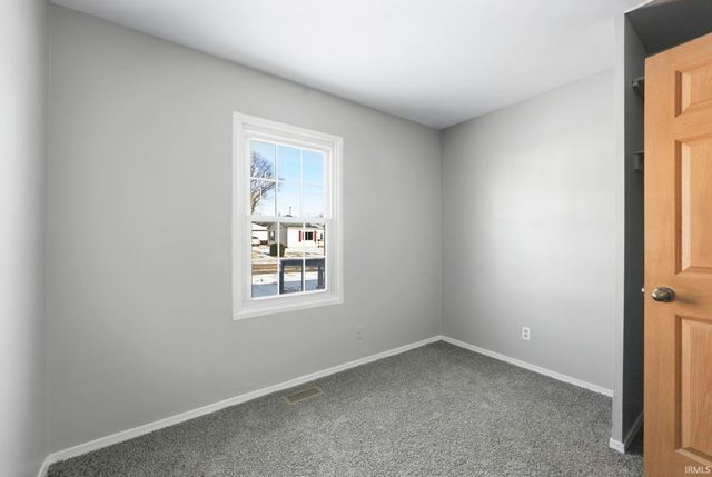 714 Warwick Avenue, Fort Wayne, IN 46825