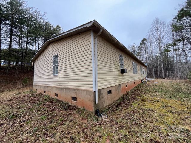 127 Pinnacle Heights Drive, Nebo, NC 28761