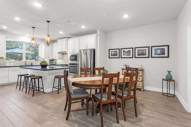 14 Heirloom Garden Place, The Woodlands, TX 77354