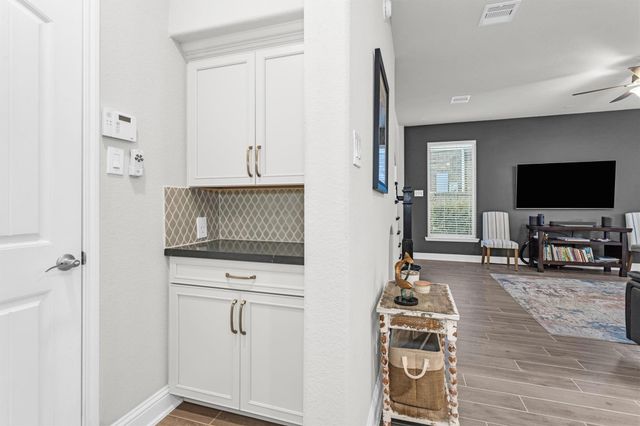 14 Heirloom Garden Place, The Woodlands, TX 77354