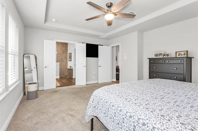 14 Heirloom Garden Place, The Woodlands, TX 77354