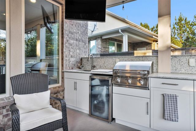 14 Heirloom Garden Place, The Woodlands, TX 77354