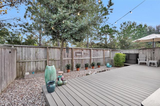 14 Heirloom Garden Place, The Woodlands, TX 77354