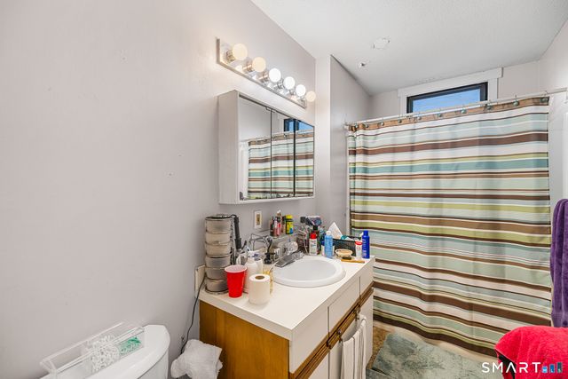 10 Franklin Avenue H, Hartford, CT 06114