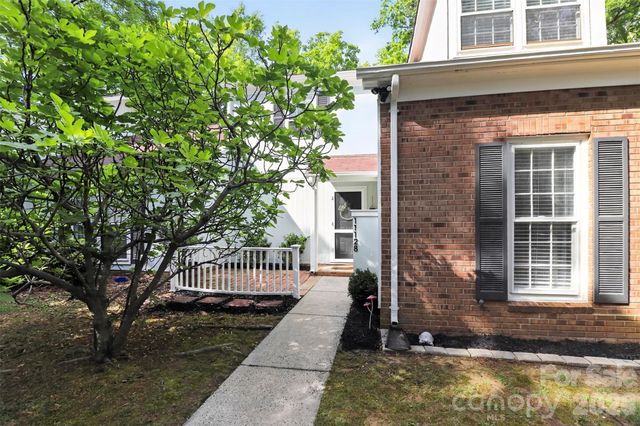 11128 Sevilla Court, Charlotte, NC 28226