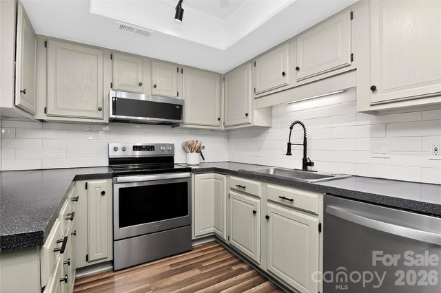 11128 Sevilla Court, Charlotte, NC 28226