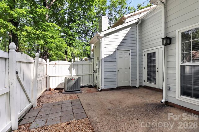 11128 Sevilla Court, Charlotte, NC 28226