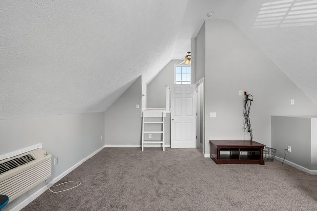 104 Clarice Ct, White House, TN 37188