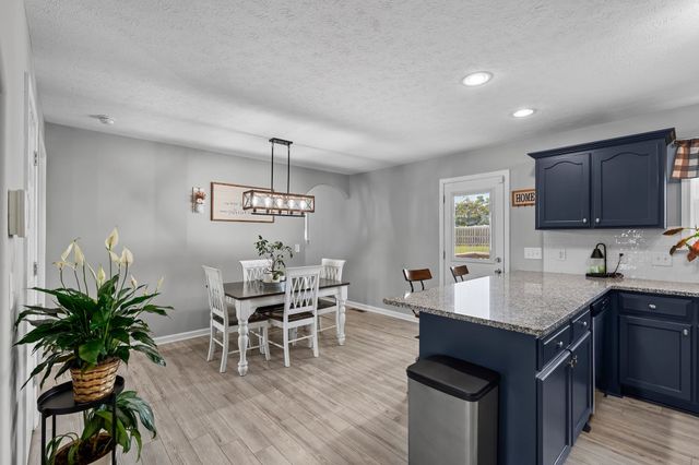 104 Clarice Ct, White House, TN 37188
