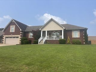 104 Clarice Ct, White House, TN 37188