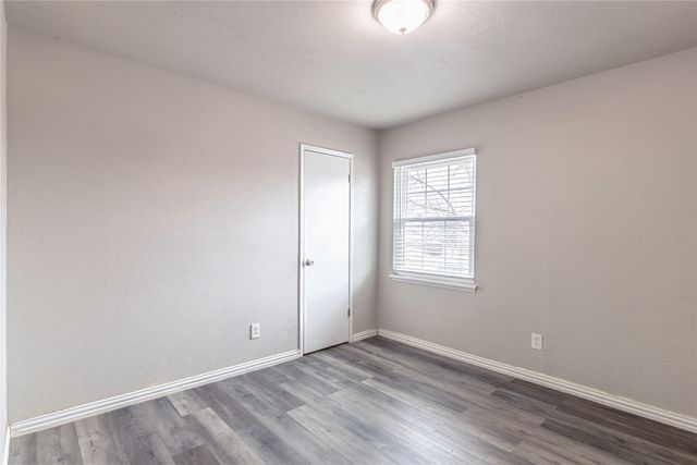 720 Sandstone Drive, Fort Worth, TX 76120