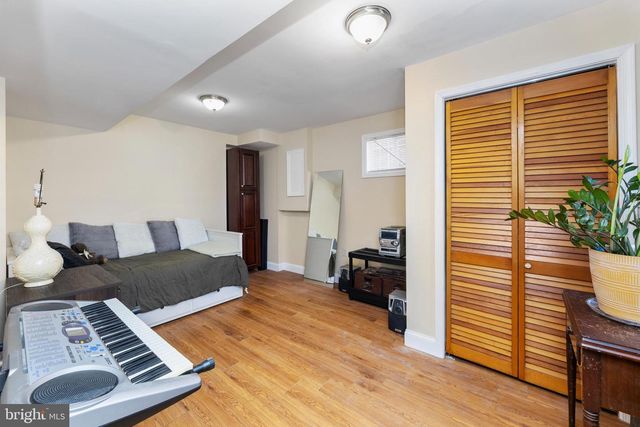 123 WALNUT ST NW, Washington, DC 20012